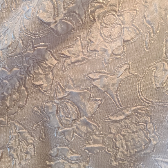 Champagne metalic colored silk like elegant camisole szM untagged - Picture 4 of 5